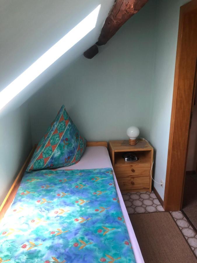 Ironico Homestay 4 Schlafzimmer Ferienwohnung 100 M2 Nahe Bostalsee Eisen  Zewnętrze zdjęcie